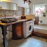 Honey House, Air Conditioning, Stove, Pets Ok Fitou