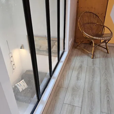 Honey House, Air Conditioning, Stove, Pets Ok *