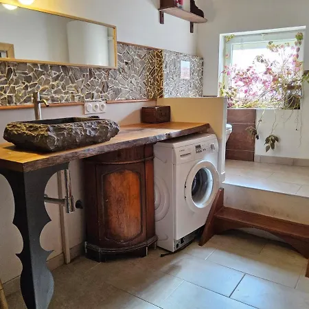Honey House, Air Conditioning, Stove, Pets Ok Fitou