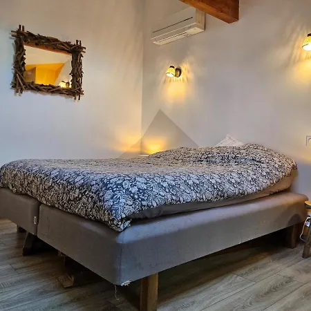Honey House, Air Conditioning, Stove, Pets Ok Apartmán Fitou
